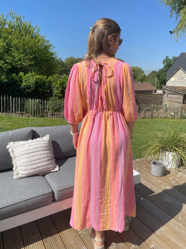 Robe Emilia geometrique rose – Image 2