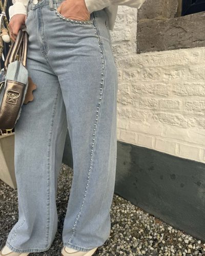Jeans à clous