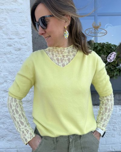 Pull Louane jaune
